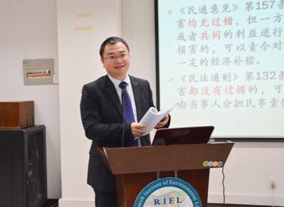 1511837670955692.jpg 20171125损害赔偿法研讨会会议照片/王竹2.JPG